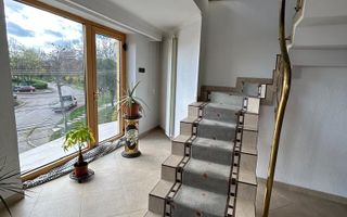Vila individuala de lux de inchiriat, in cartier Gruia aproape de Cetatuie! - Poză 18