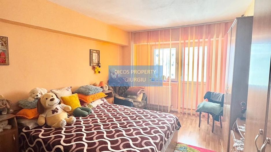 Apartament spațios, 3 camere – Bulevardul CFR, Giurgiu - Poză 11