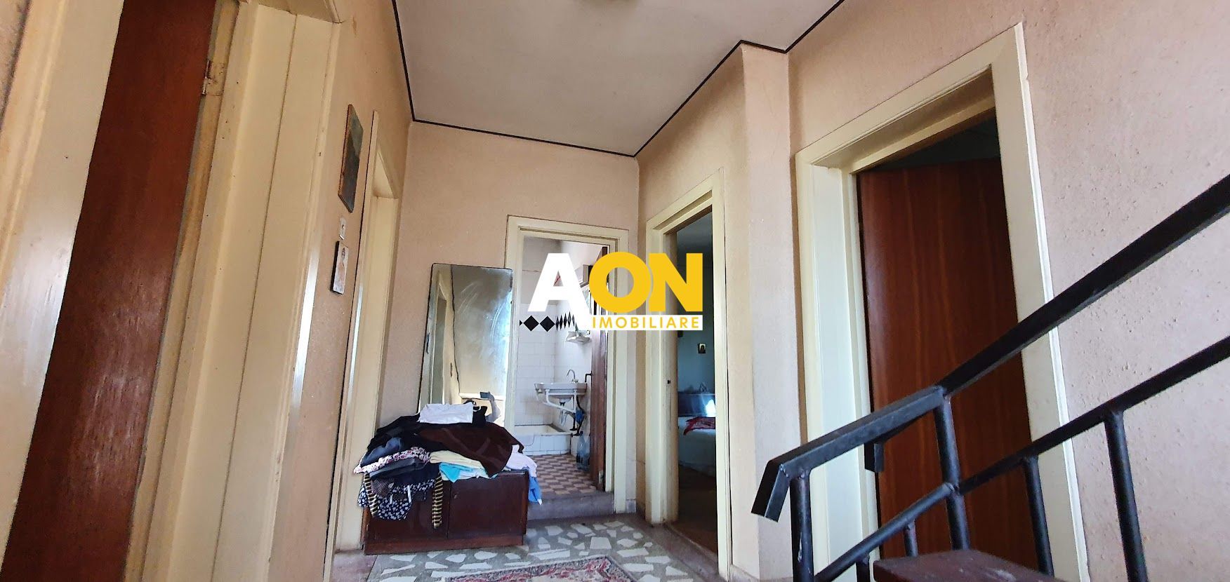 Casa cu 5 camere, 768 mp teren, Cetate - Poză 9