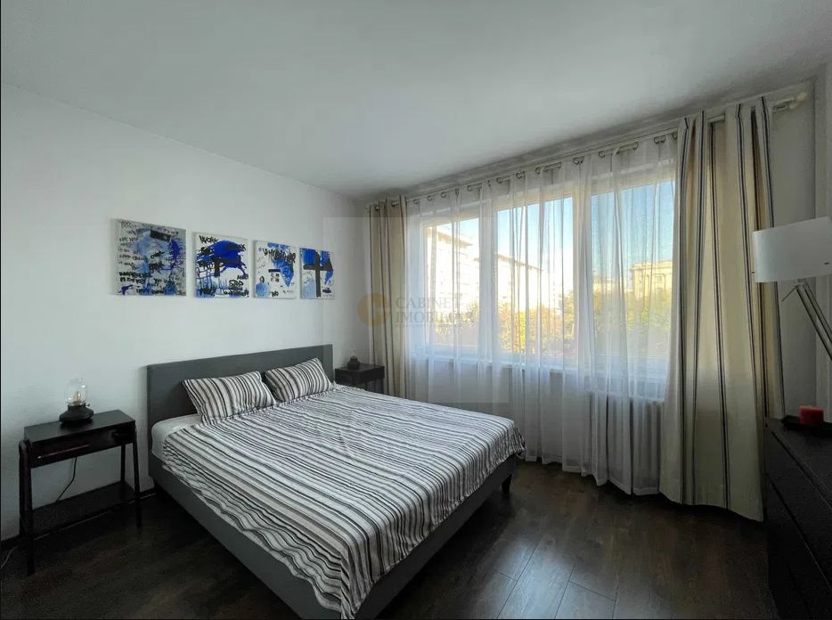 2 camere  |  Decomandat  | Sala Palatului | Etaj 3 - Poză 4