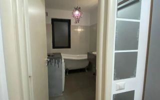 AP. 2 CAMERE- DAMAROAIA, PARCARE INCLUSA, CENTRALA, BLOC NOU, MODERN - Poză 5