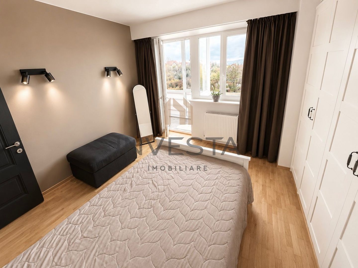 Apartament cu 3 camere de inchiriat in zona strazii Alverna Gheorgheni - Poză 5