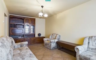 Apartament cu 3 camere, etaj intermediar - Poză 3