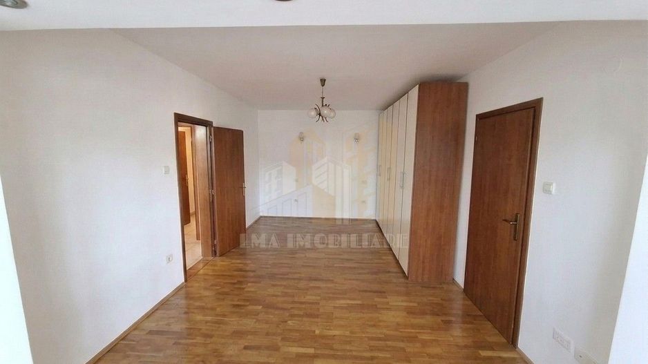 Apartament 4 camere Triaj Brasov - Poză 13