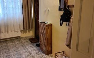 🏡 Vând apartament cochet cu 2 camere, la curte comună – zona Sinaia - Poză 9