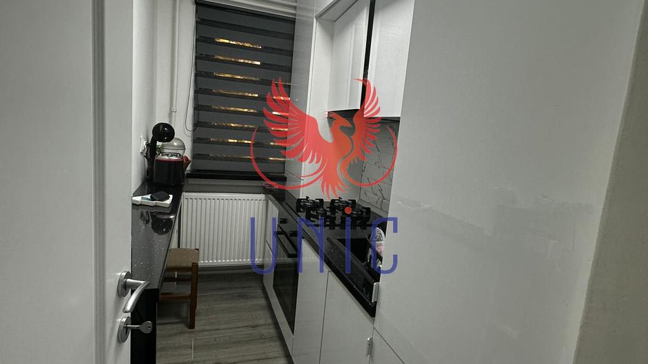 Apartament lux 3 camere Craiovita Noua - Poză 8