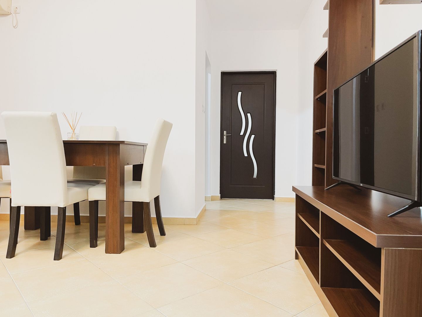 VANDUT - Apartament 2.5 camere | Mobilat & Utilat | Com 0% - Poză 17