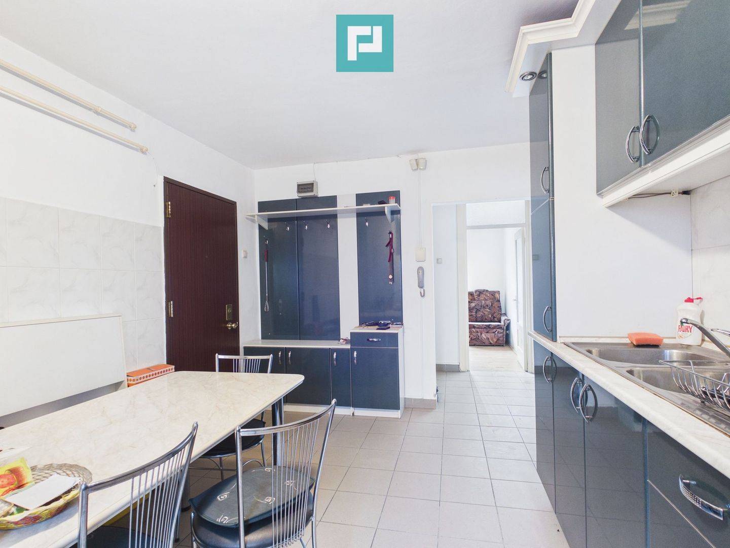 Apartament 3 camere pentru investiții în Grădiște - Poză 5