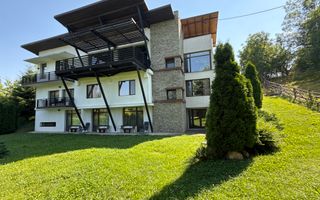 Pensiune  în Bran, sat Poarta – Afacere la cheie, locație premium - Poză 1