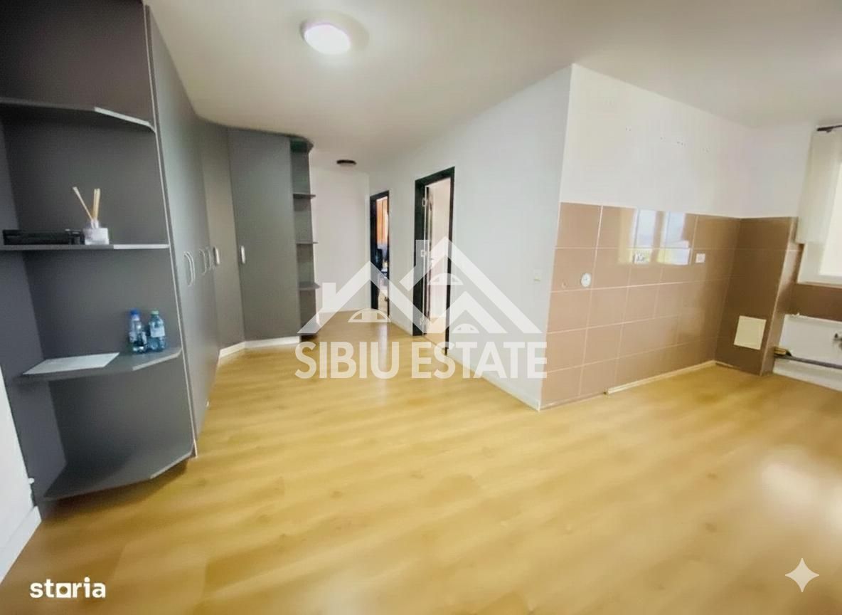 Apartament de vanzare cu 3 camere spatios s.u. 81.3mp-Super pret - Poză 2