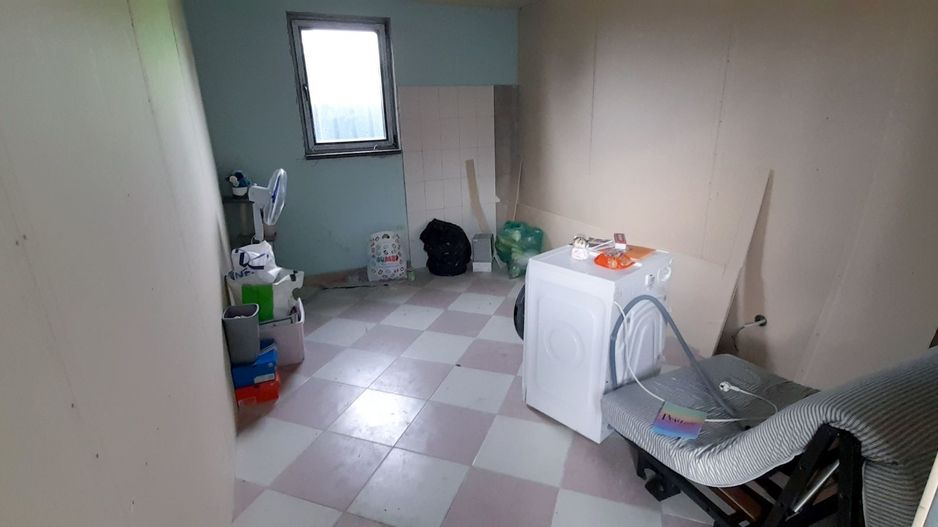 Casă şi spaţiu multifuncţional, bar, sală de evenimente în Brătuleşti - Poză 8