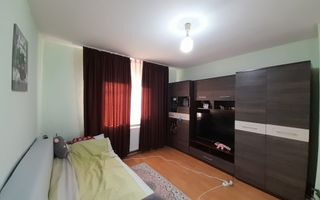 Apartament decomandat, zona centrala Apahida, aproape de Primărie. - Poză 2