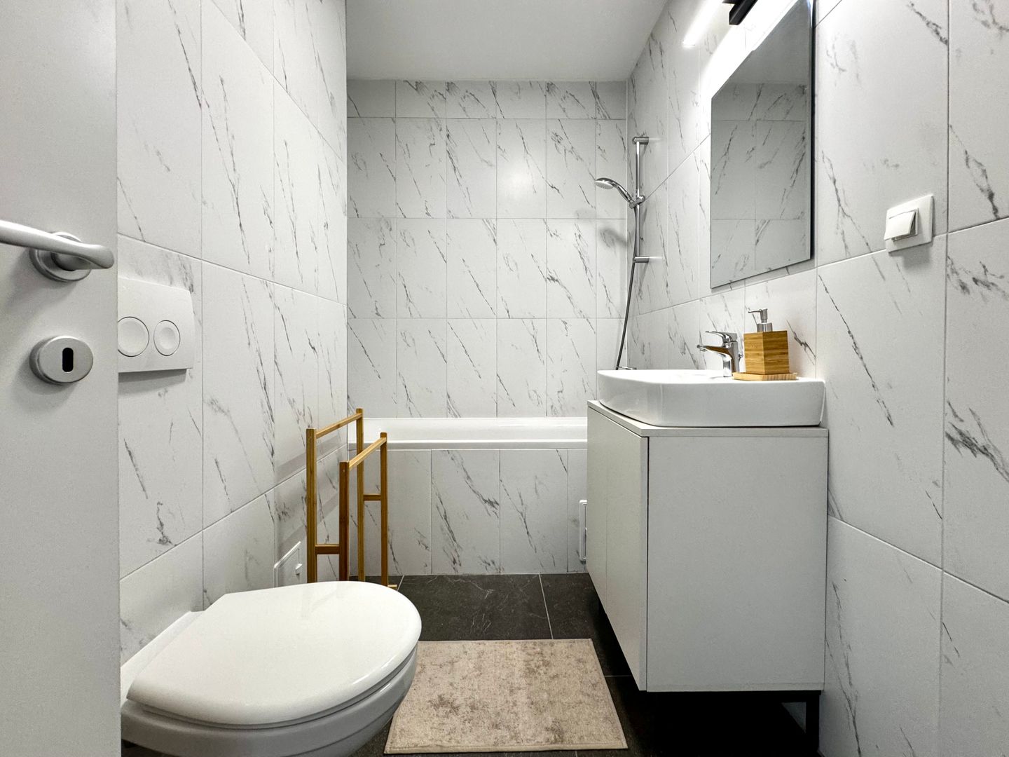 Eleganță la apus – apartament 3 camere, în zona Lipovei, lângă pădure - Poză 15