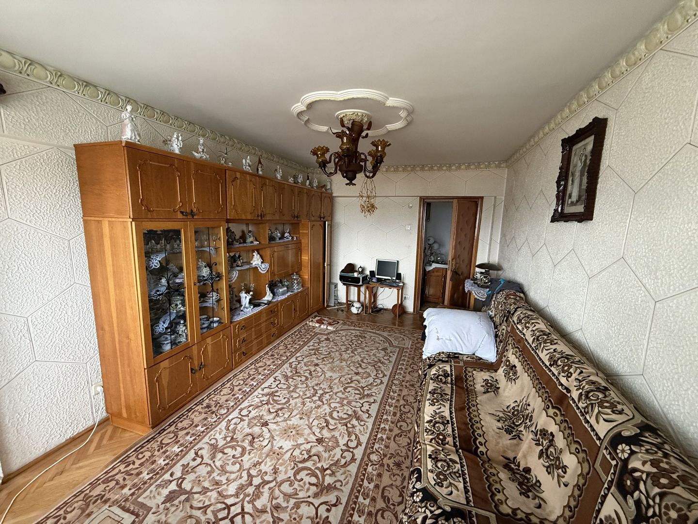 Ap 4 camere 90 mp+boxa+1 camera pe hol ultracentral b-dul Carol 1 - Poză 4