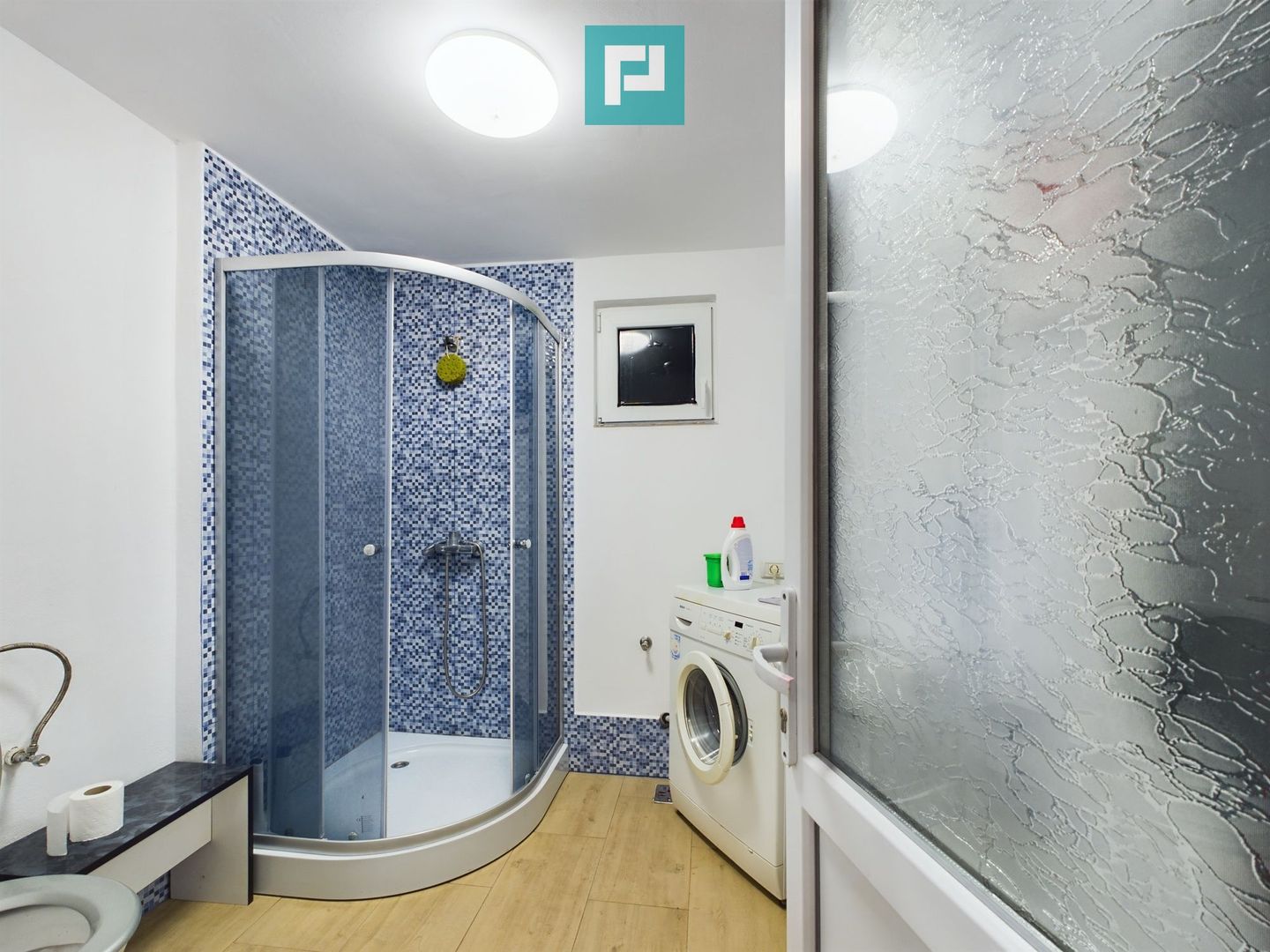 Proprietate imobiliară cu potențial extraordinar! - Poză 11