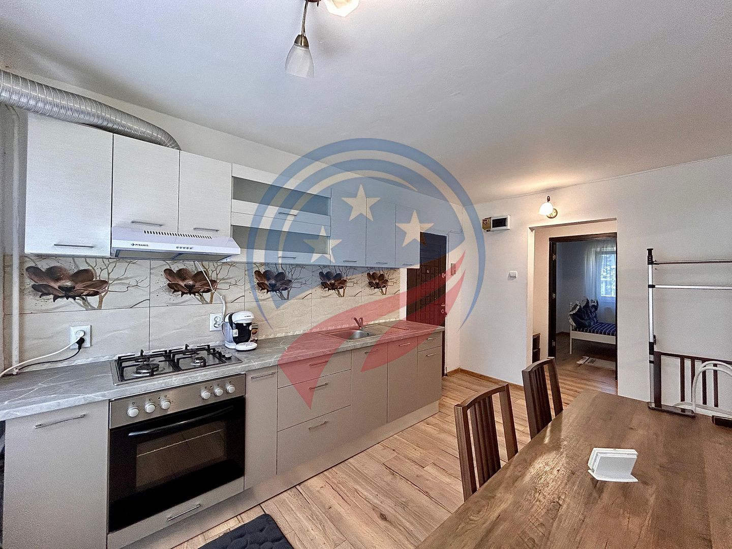 Apartament cu 3 camere dcomandat de inchiriat Petre Ispirescu - Poză 6