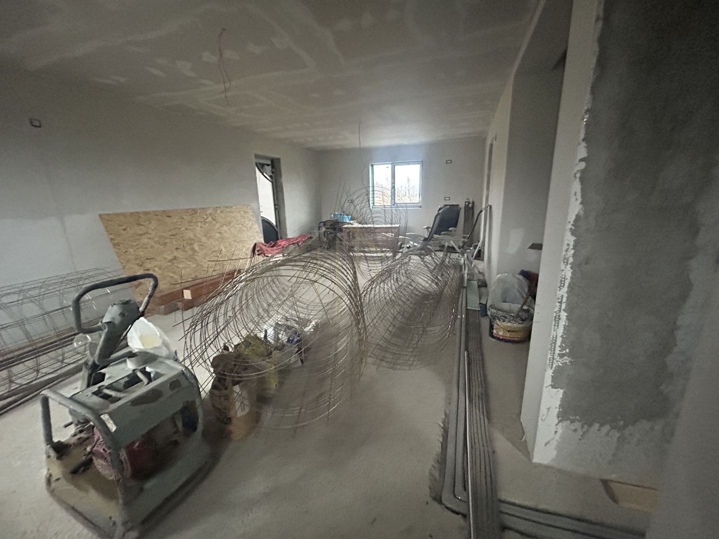 Casa la gri in Onesti - Poză 4