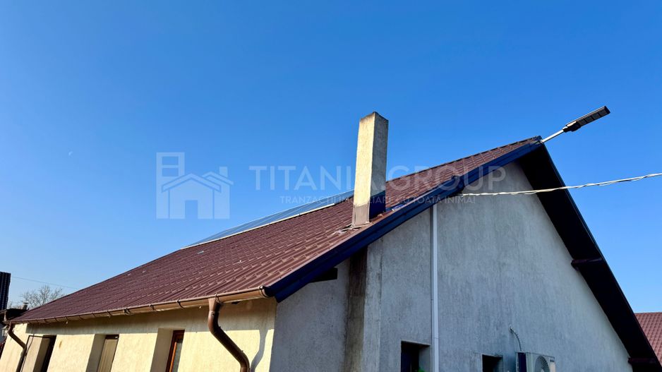 Se vinde “acasa”, 4 camere decomandate, panouri+baterii, teren 397mp,m - Poză 6