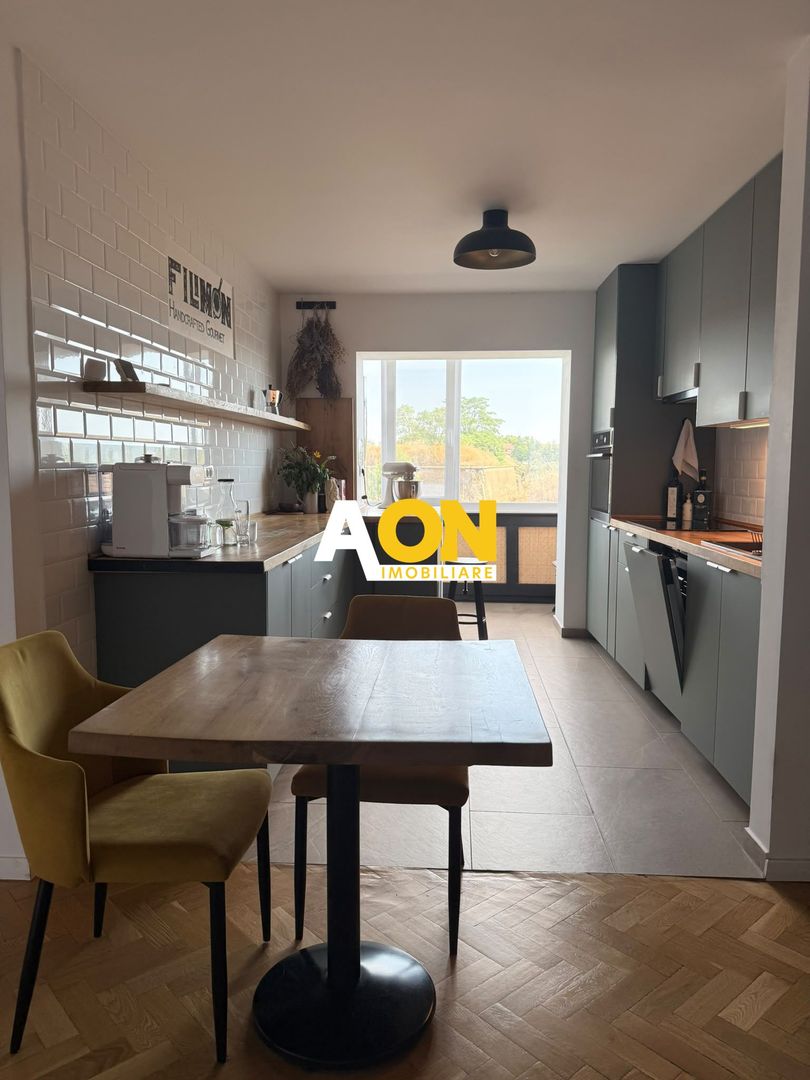 Apartament ultrafinisat, mobilat și utilat – vedere Cetatea Alba Iulia - Poză 12
