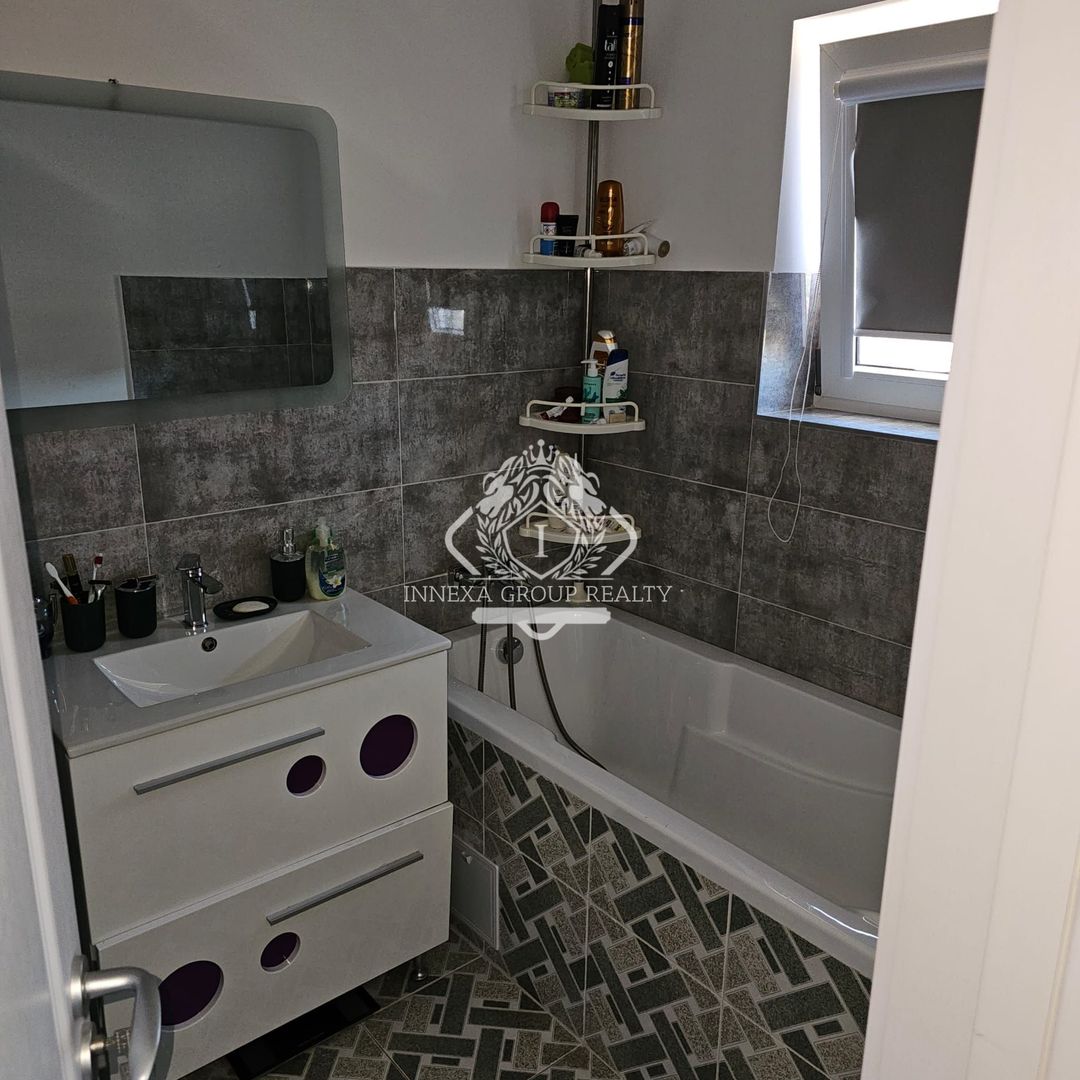 Casa-4 camere-3 bai-tearasa-2 locuri de parcare-curte | Ozana - Poză 16