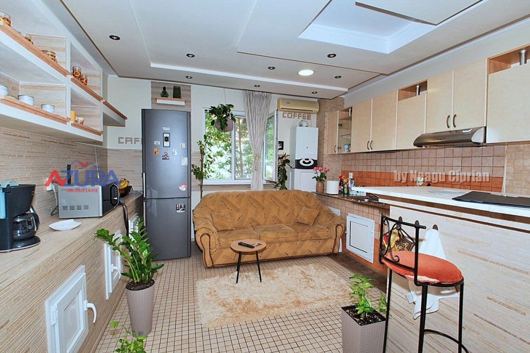 AZURA Imobiliare Pitesti - Casa Gavana Pozitie Excelenta - Poză 38