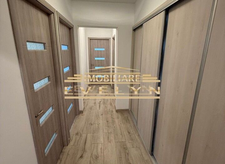 De vânzare apartament 2 camere – Pietonalul Unirii - Poză 3