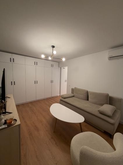 Apartament de vânzare 2 camere , Piata Victoriei, mobilat - Poză 3