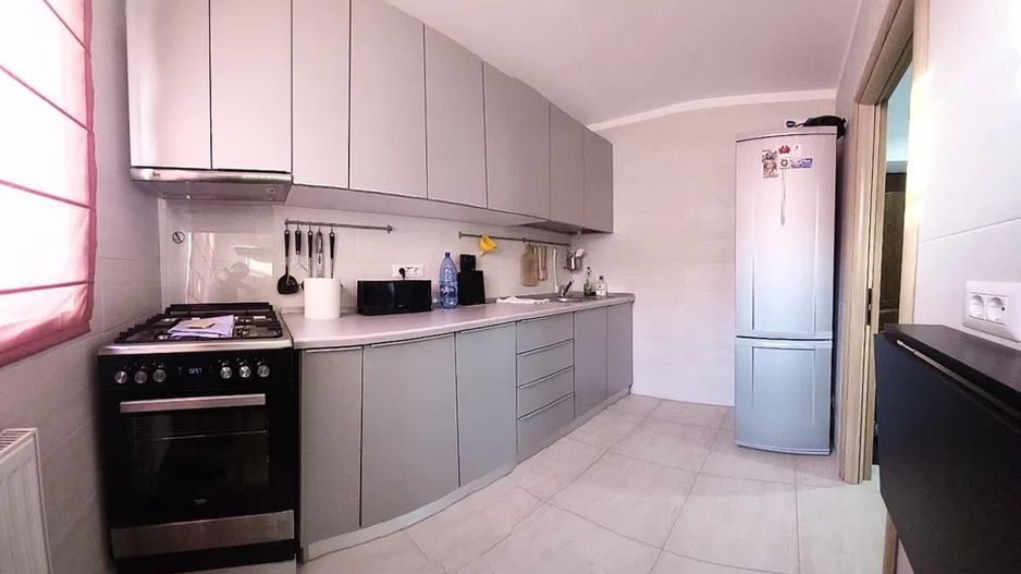 Apartament 2 camere zona Ferdinand - Poză 3