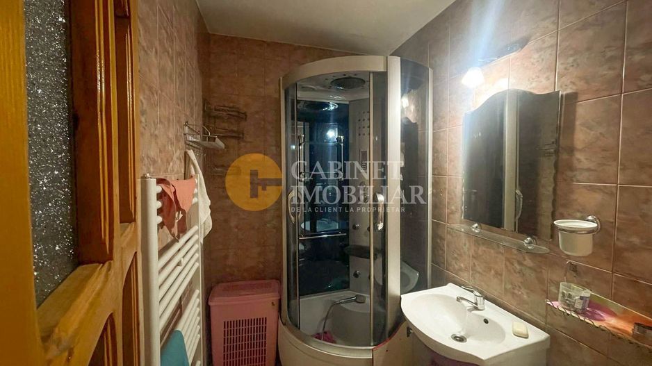 Apartament 3 camere decomandat zona Galata - Poză 6
