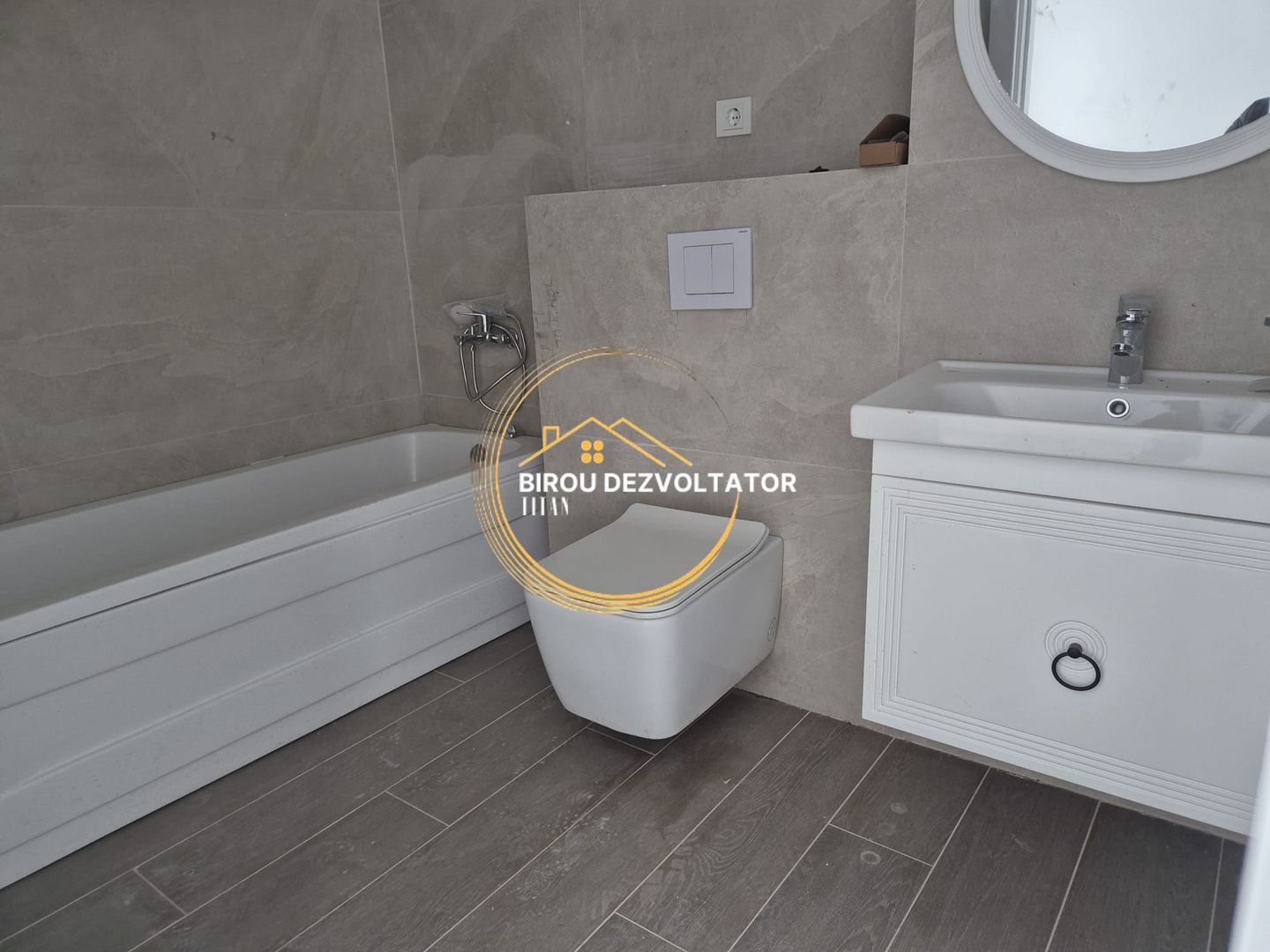 Decomandat 2 bai parcare bonus Titan Pallady metrou Teclu ikea PROMO - Poză 9