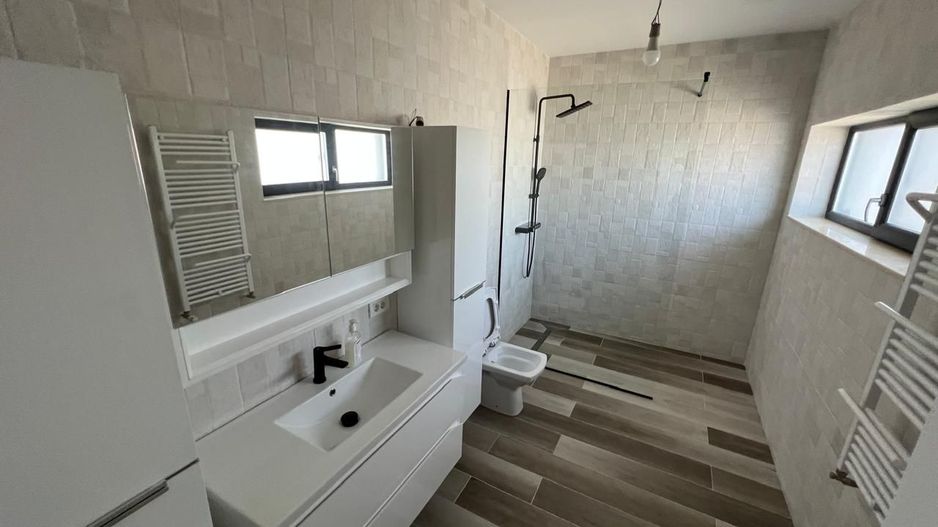 Casa  premium  SMART Independentă energetic  in Dumbravita - Poză 81