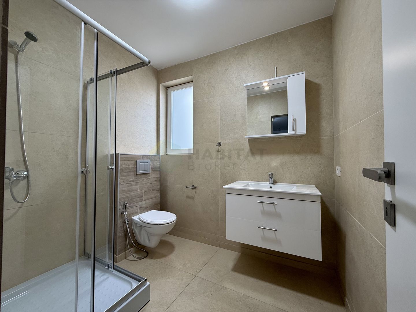 Vilă de închiriat în Tunari – 4 camere | curte proprie | disponibilă imediat - Poză 10