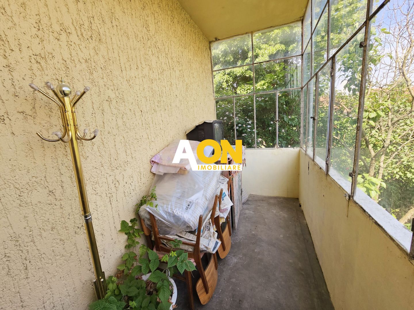 Casa situata in imediata apropiere a Cetatii - Poză 24