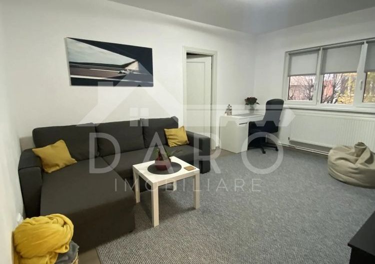De vânzare apartament 2 camere - Poză 1