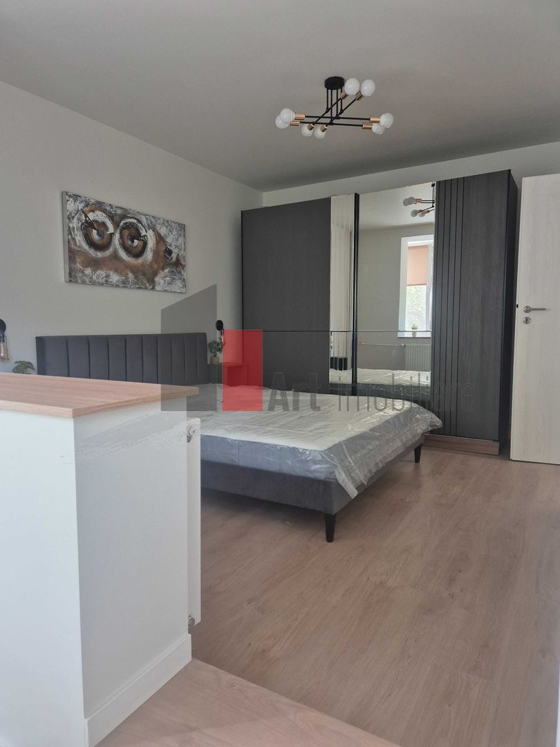 Inchiriez apartament 4 camere, complet renovat, - Poză 5