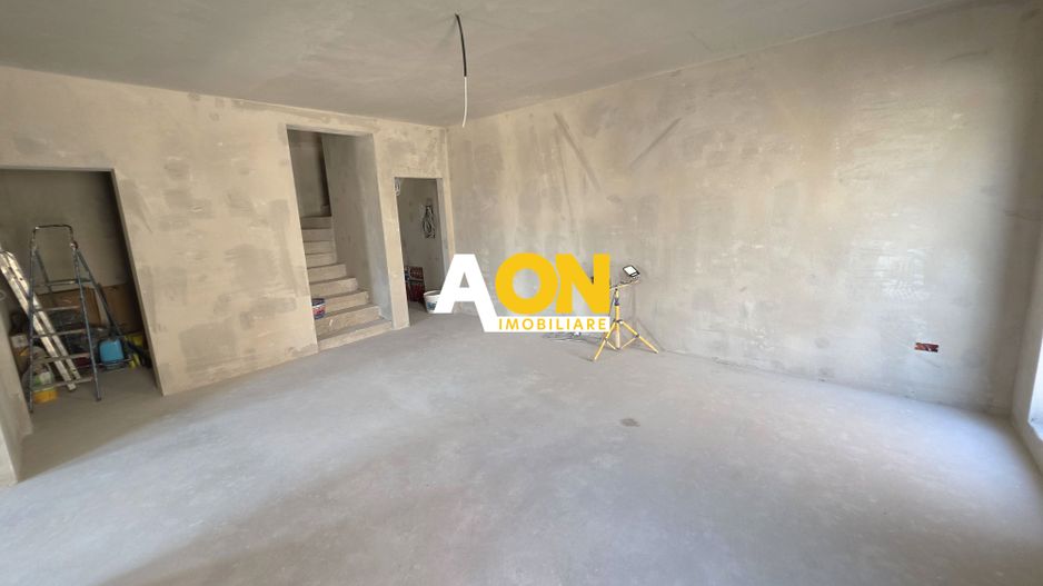 Duplex semifinisat, 4 camere,  250 mp teren, zona Schit - Poză 11