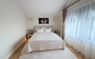 CASA ULTRAMODERNA DE VANZARE IN BERCENI | COMPLET MOBILATA SI UTILATA - Poză 18