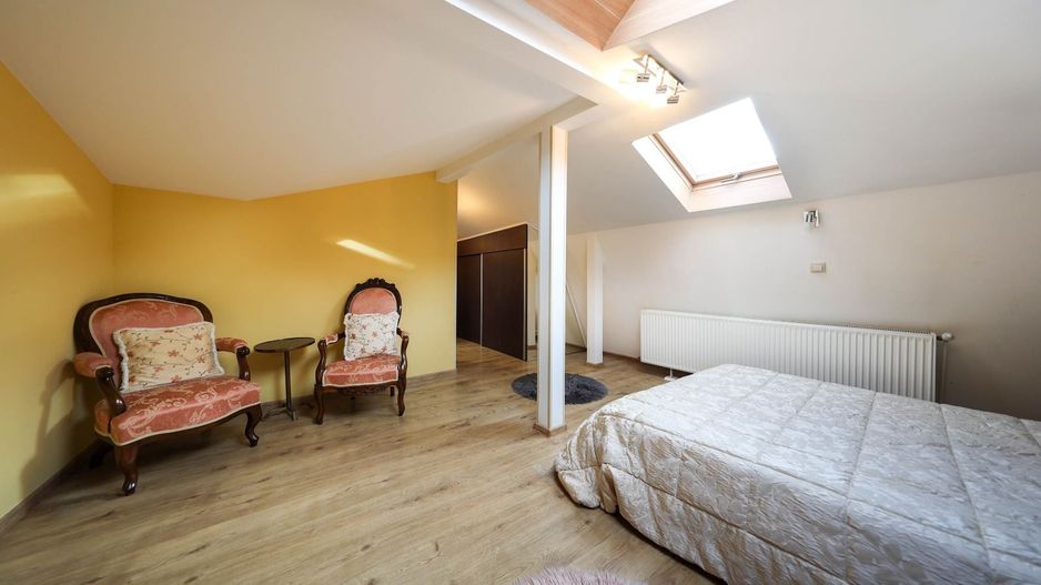 Casă deosebită de vânzare în centrul Brașovului - Poză 37