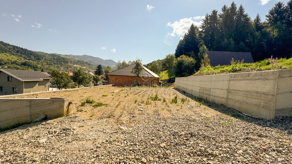 Teren Intravilan 1,800 mp. Intre Vaduri, Borșa Maramureș - Poză 6