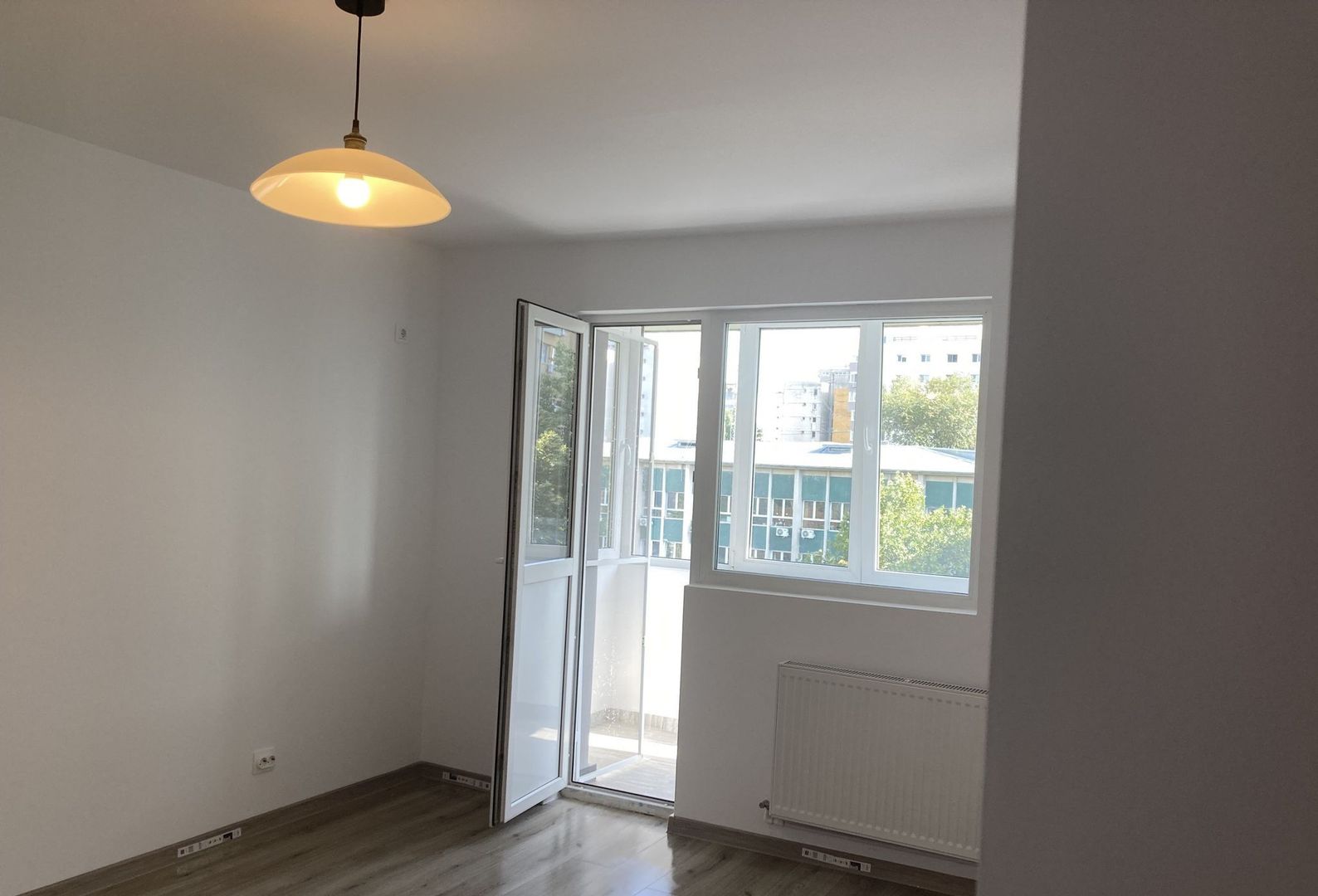 Vanzare Apartament 2 camere 47 mp, bloc reabilitat termic, renovat 2026 - Poză 1