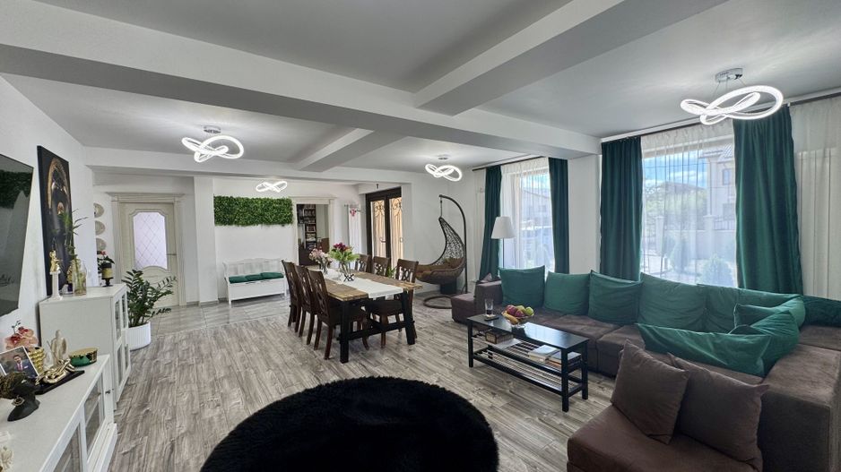 Berceni - VILĂ UNICAT, spațioasă, curte 1.000 mp, la 7 min metrou - Poză 7