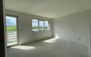 Casa individuala, dispusa trei nivele in Chinteni! - Poză 9