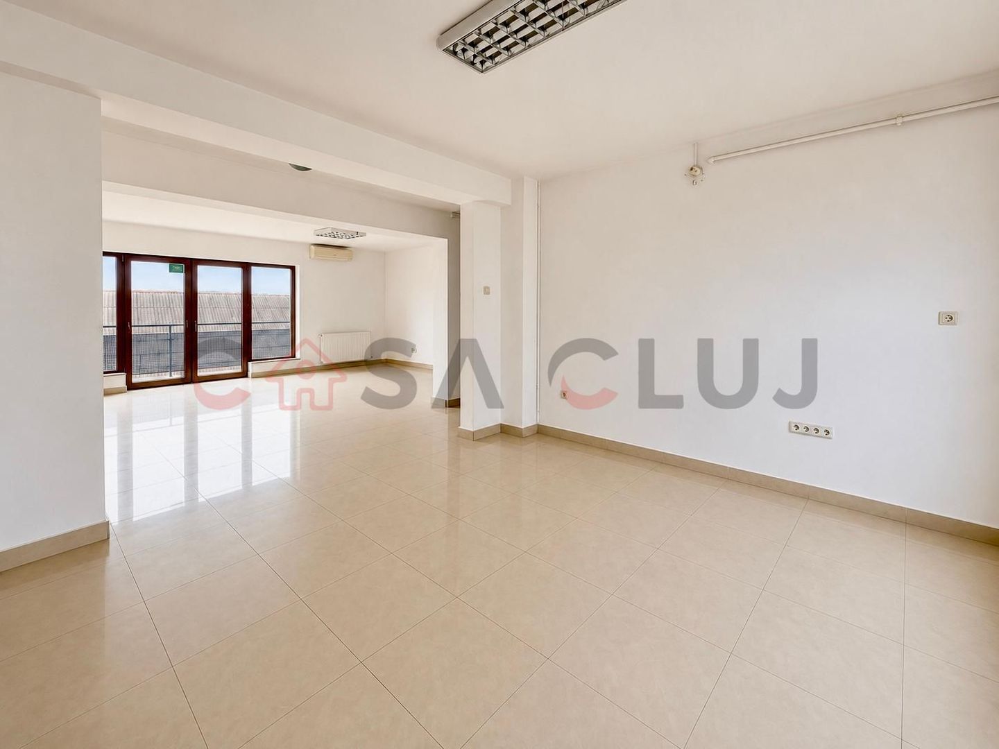 3 camere, 113mp, bloc nou, zona Sigma, parcare - Poză 2