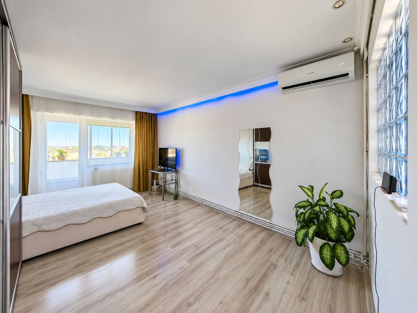 Complex Studențesc | 35 mp | Terasă | Boxă CF | Lift | Mobilat și utilat - Poză 4