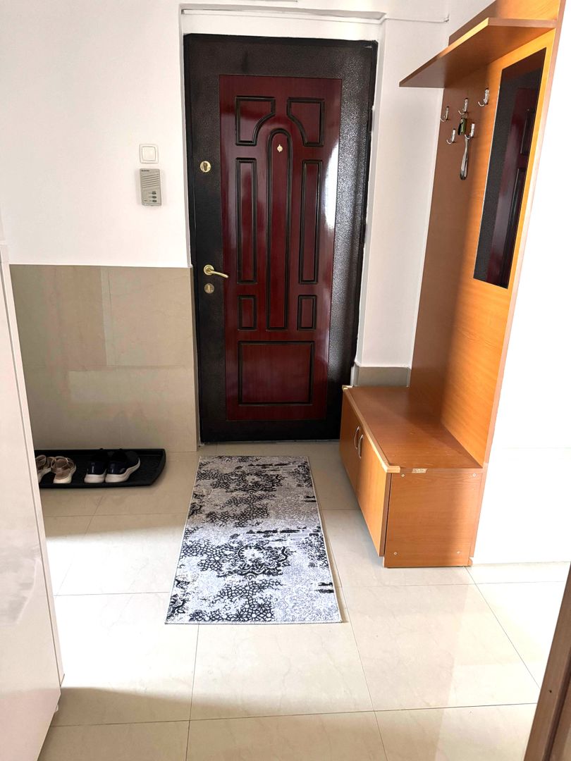 🏡 Închiriez Apartament cu 2 camere , loc de parcare, 250 m metrou Titan - Poză 8