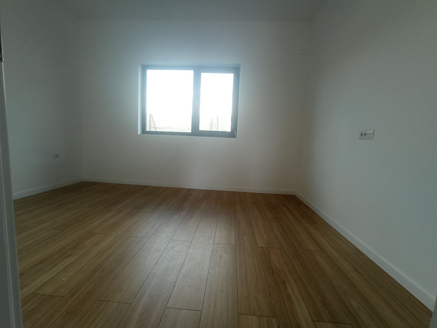 CASA SINGULARA DOMNESTI,FINALIZARE AUGUST, TOATE UTILITATILE, COMIS 0% - Poză 9