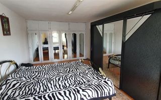 Casa 7 camere D+P+1E+M 800 mp teren zona Schit - Poză 15