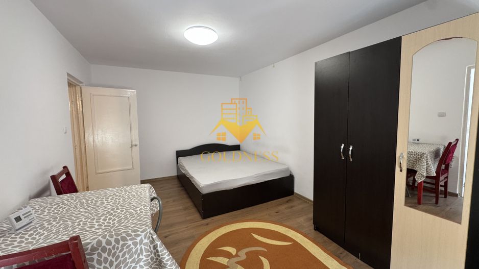 o camera, 30 mp, Manastur str. Negoiu Zona Baza Sportiva, Mehedinti - Poză 1