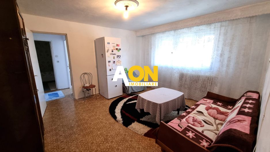 De vanzare apartament 2 camere, Cetate - Poză 2