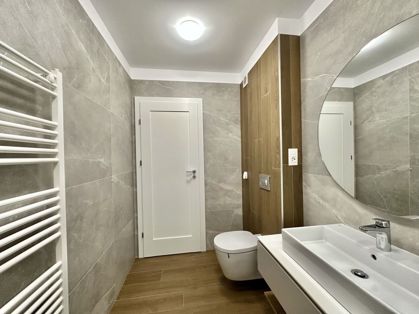 Apartament cu 3 camere decomandat de inchiriat, Urban Plaza - Poză 9